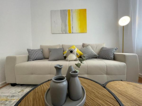 LS01 Deluxe Apartment, voll ausgestattet, zentral, groß